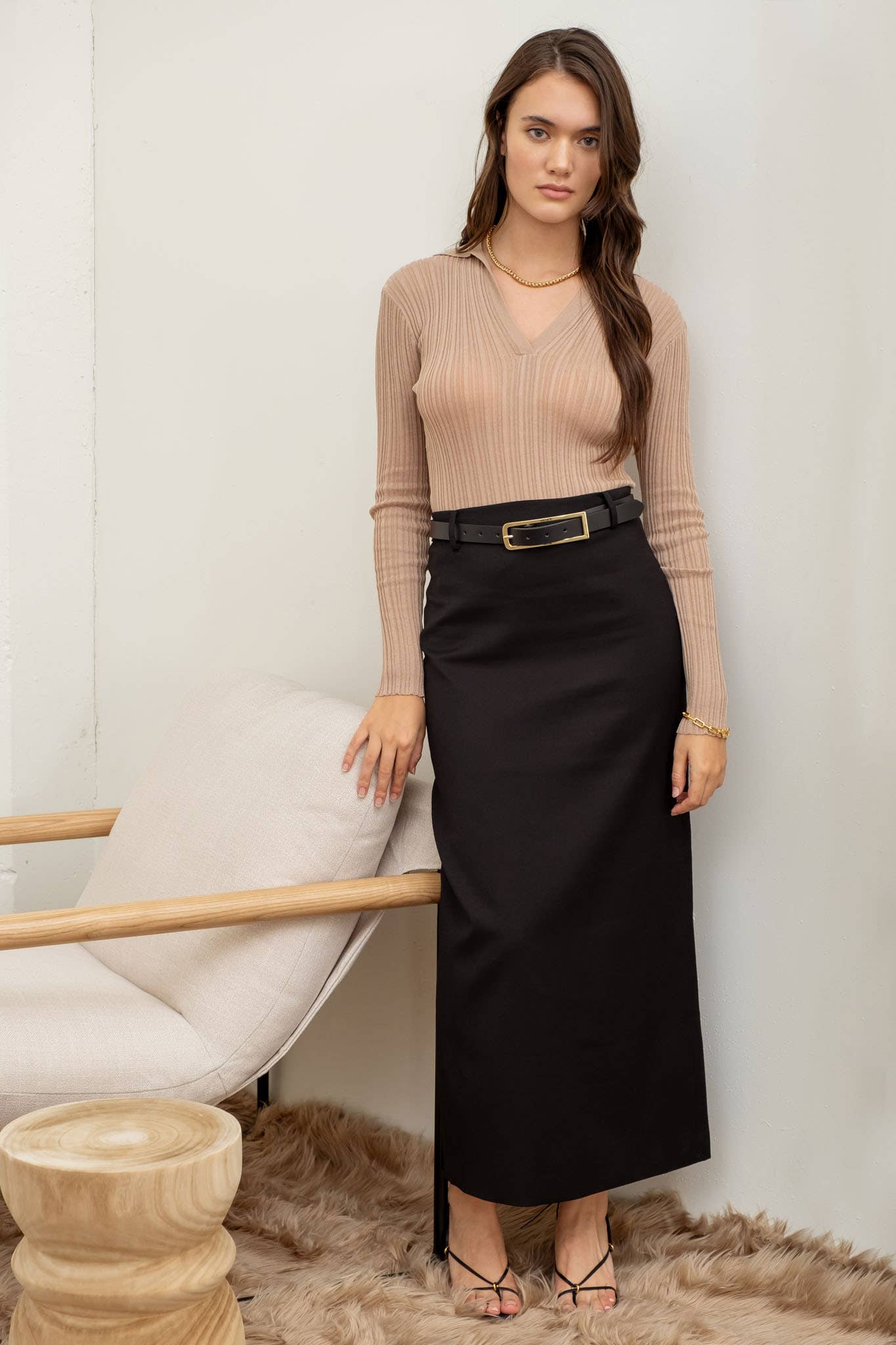 SOLID COLLARED LONG SLEEVE KNIT SWEATER