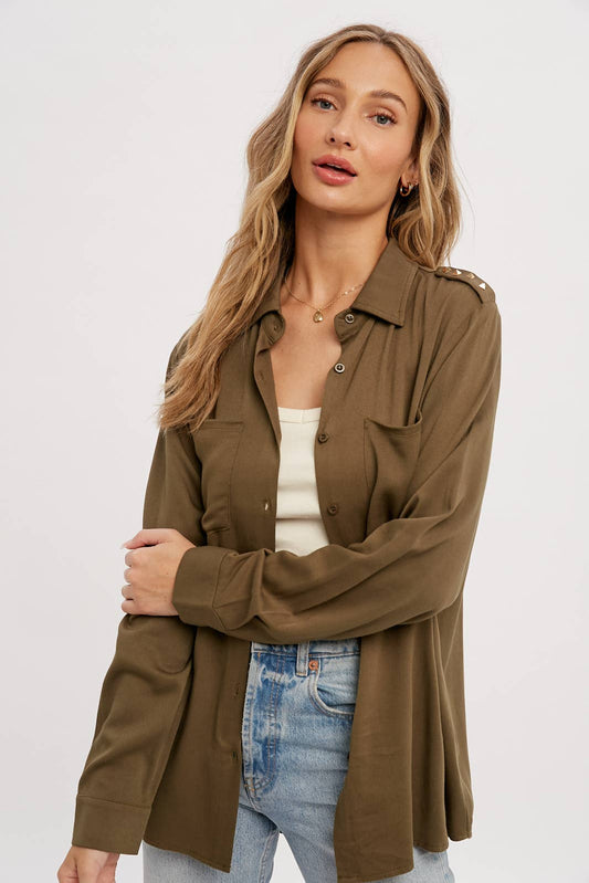 STUDDED EPAULETTE BUTTON UP SHIRT