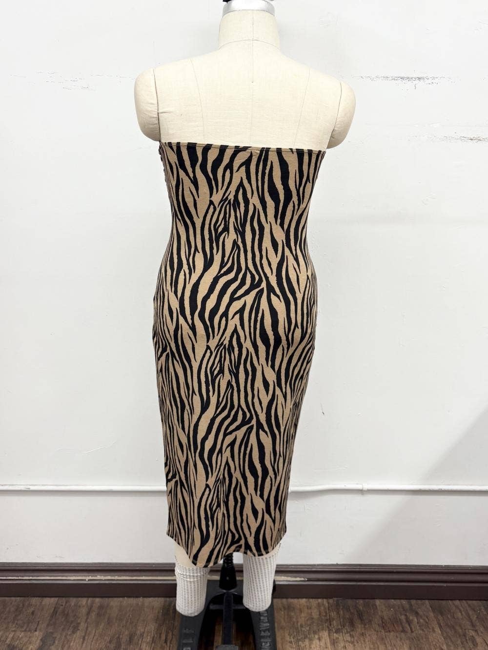 Plus Size Strapless Animal Print Midi Dress