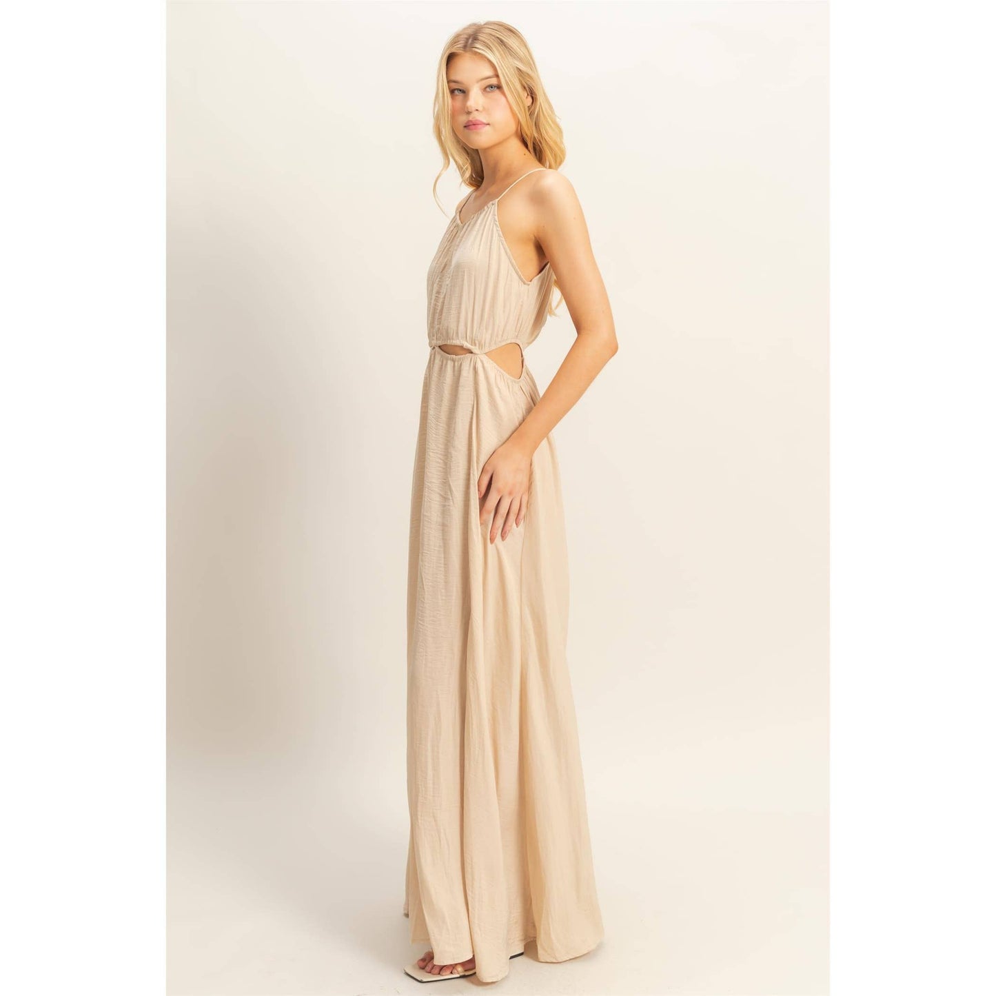 HF25E129-Side Cutout Side Slit Maxi Dress