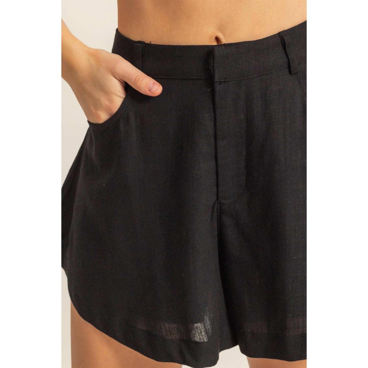 HF25A652-Linen Mid-Rise Flared Shorts