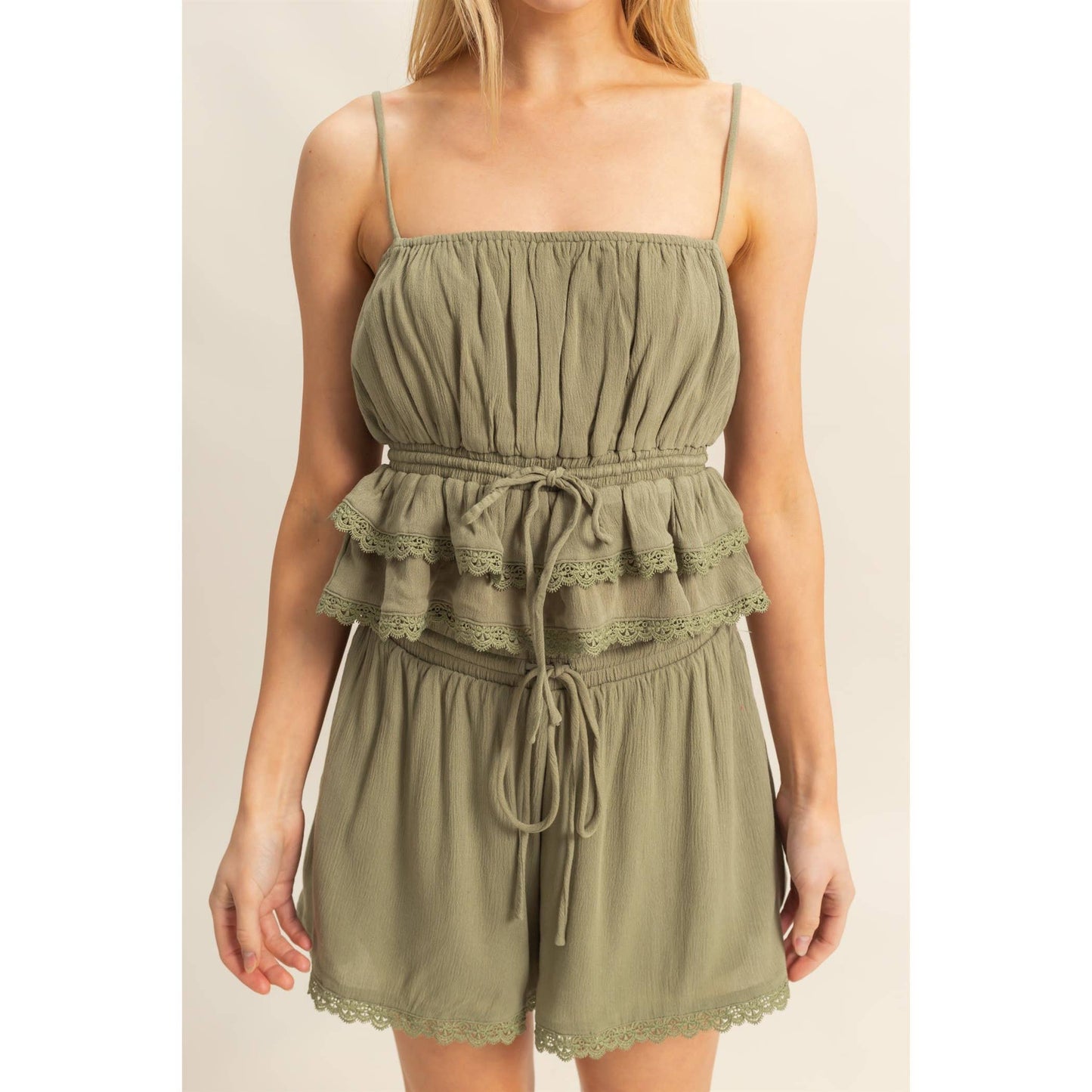 HF25E205-SET-Peplum Cami Top And Shorts Set