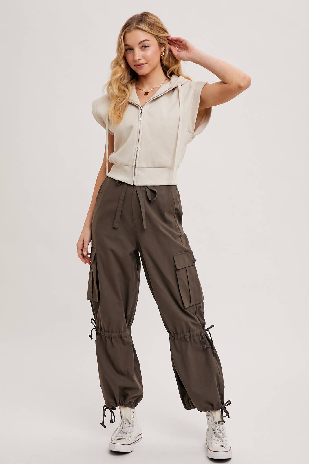 HIGH-RISE DRAWSTRING CARGO WIDE LEG PANTS
