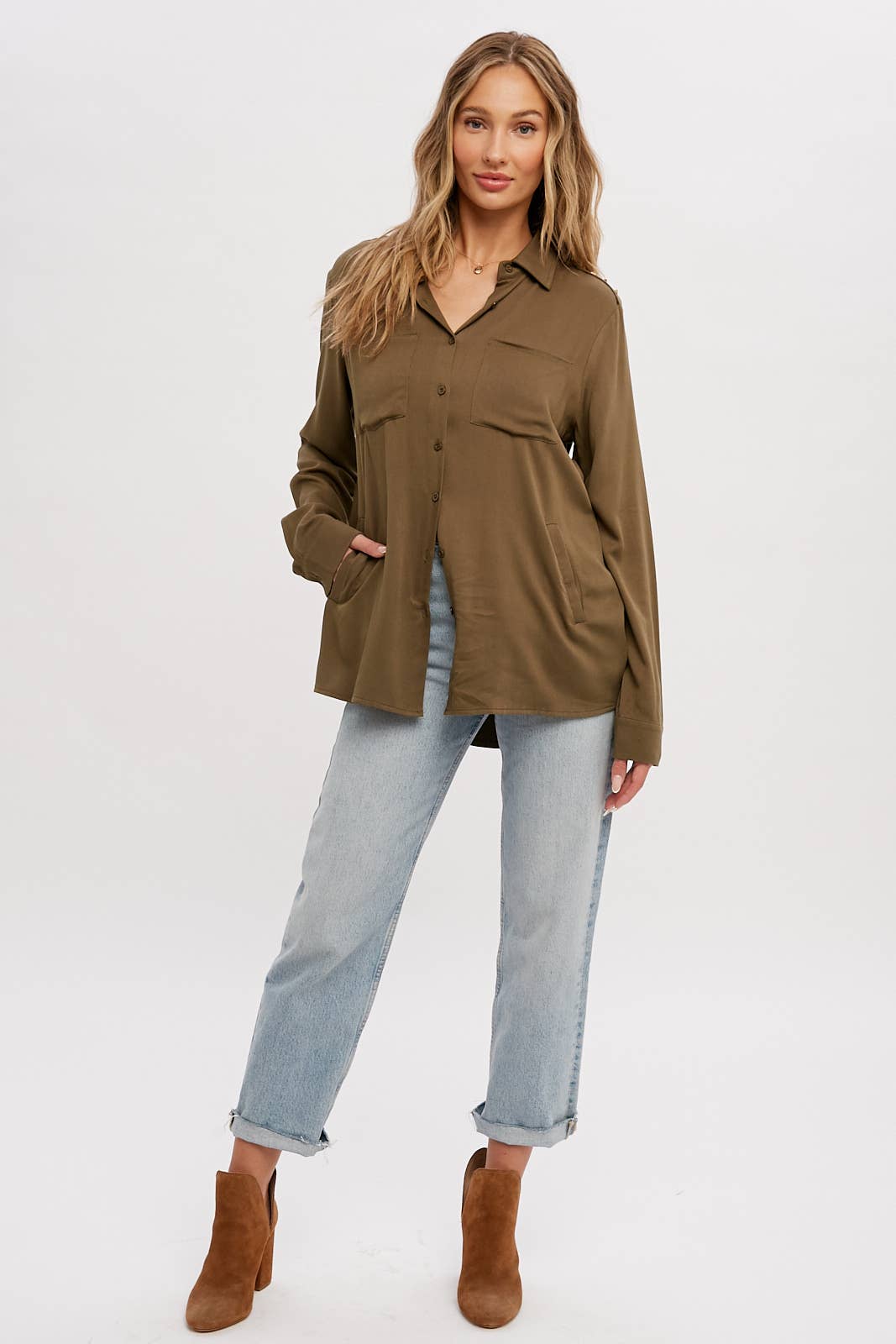 STUDDED EPAULETTE BUTTON UP SHIRT