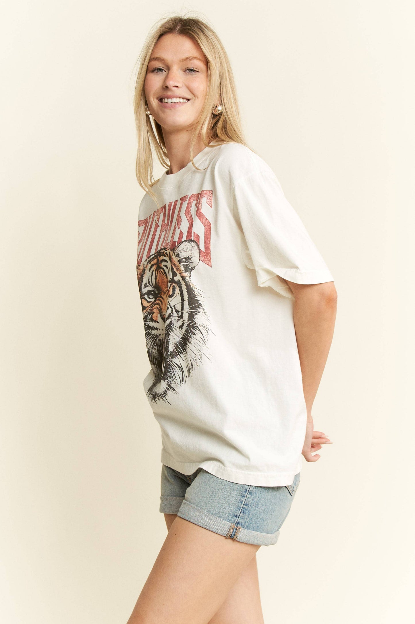 RUTHLESS TIGER GRAPHIC TOP