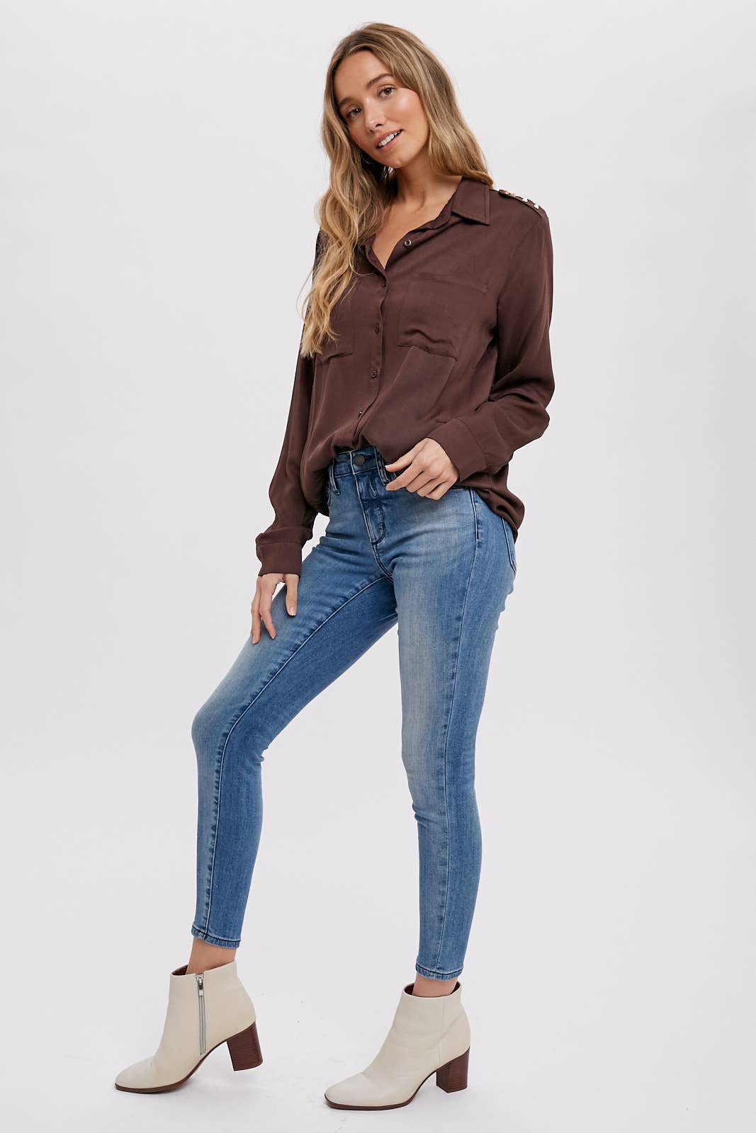 STUDDED EPAULETTE BUTTON UP SHIRT