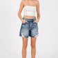 P1355R-MD HIGH RISE RIGID RELAXED MIDI SHORT W/ FRAYED HEM