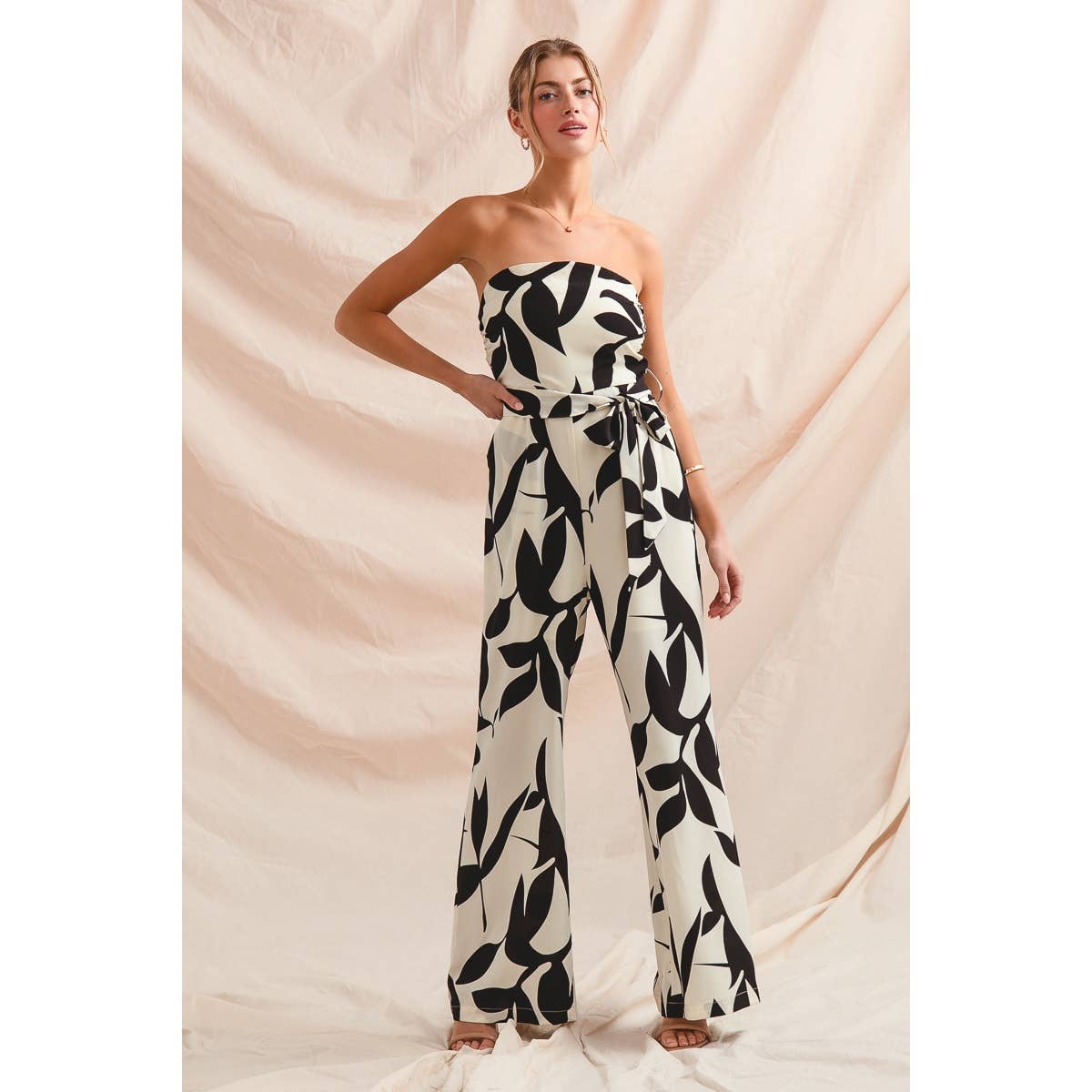 PRINTED STRAPLESS BACK SMOCKED TUBE TOP JUMPSUIT
