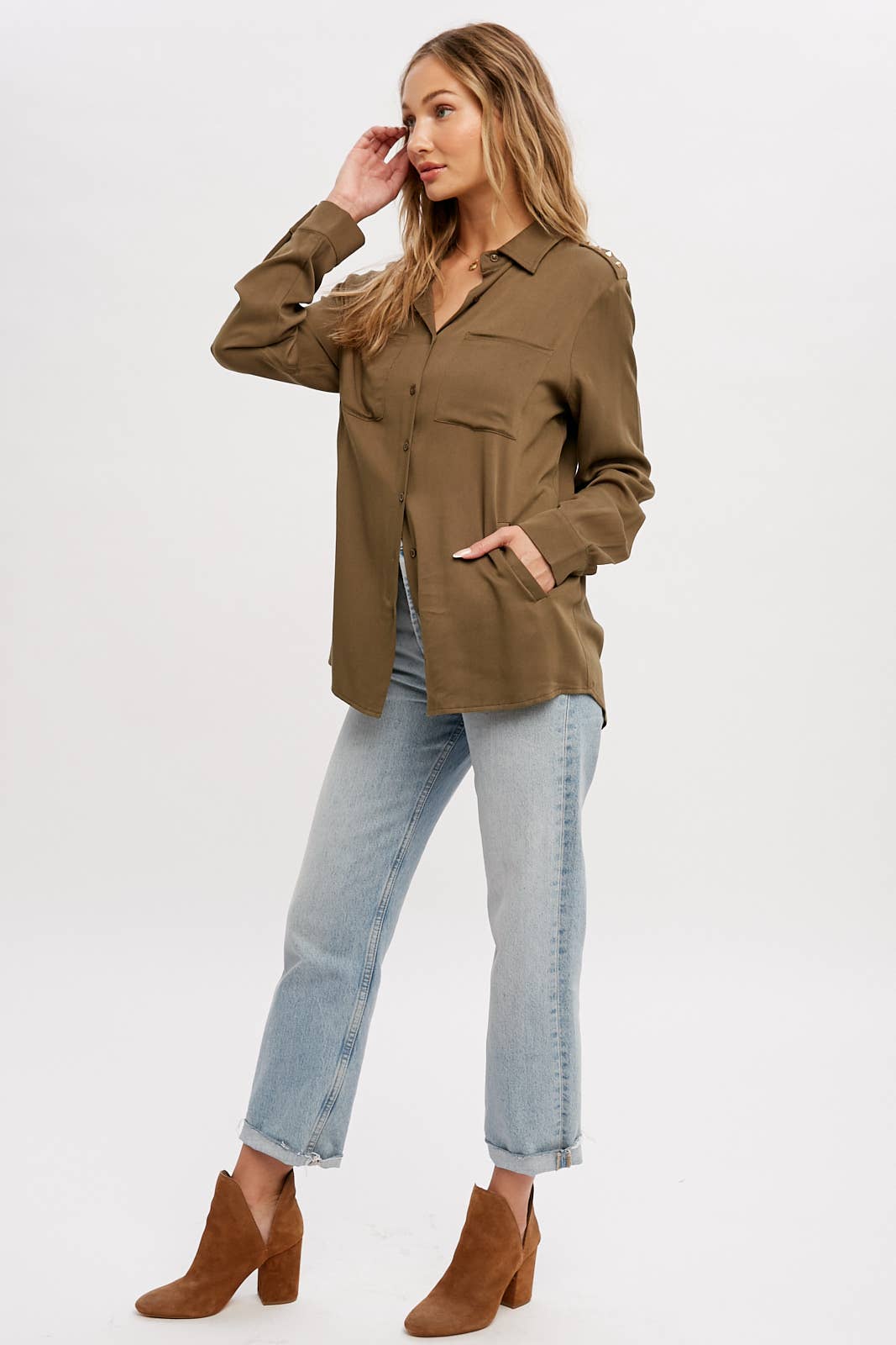 STUDDED EPAULETTE BUTTON UP SHIRT