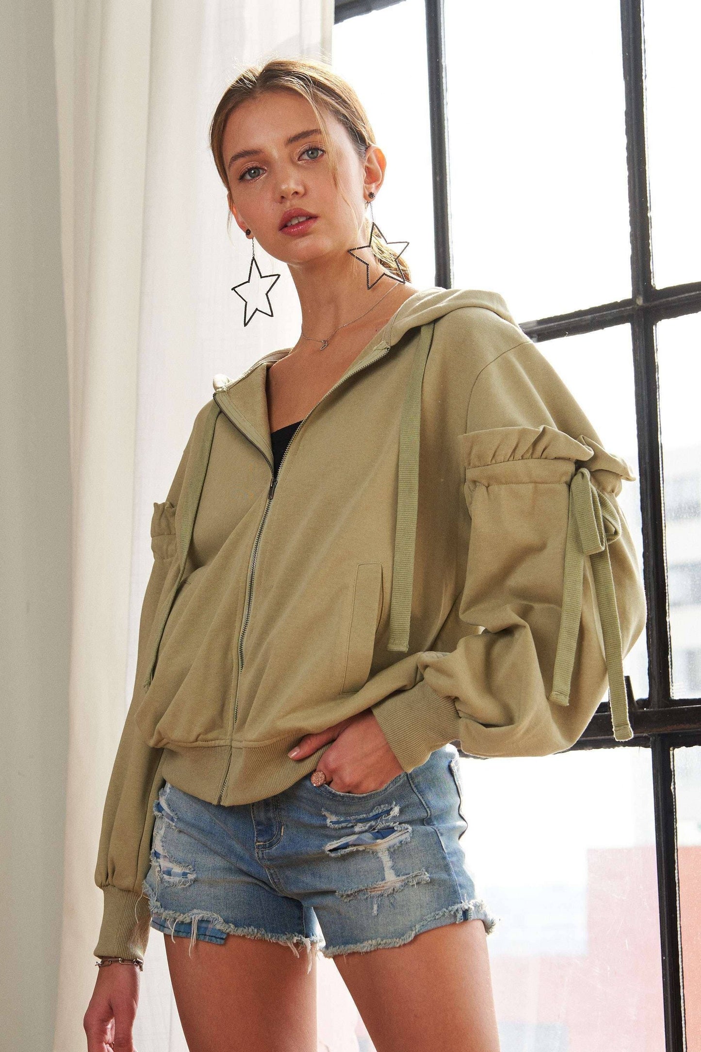 RUFFLED PUFF SLEEVE ZIP UP HOODIE