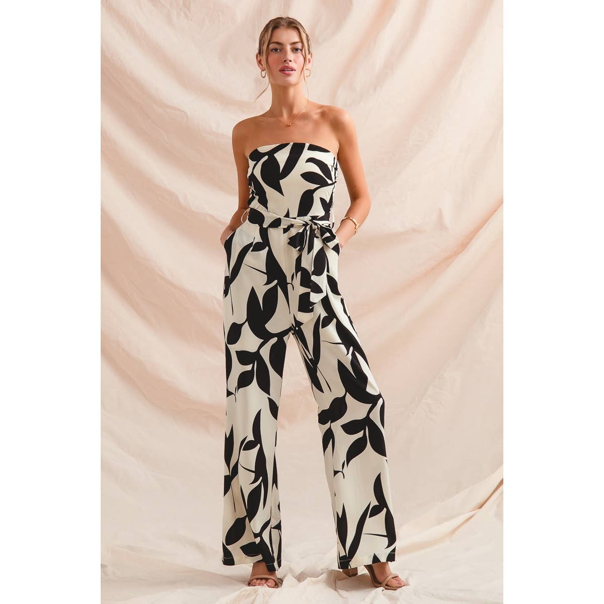 PRINTED STRAPLESS BACK SMOCKED TUBE TOP JUMPSUIT