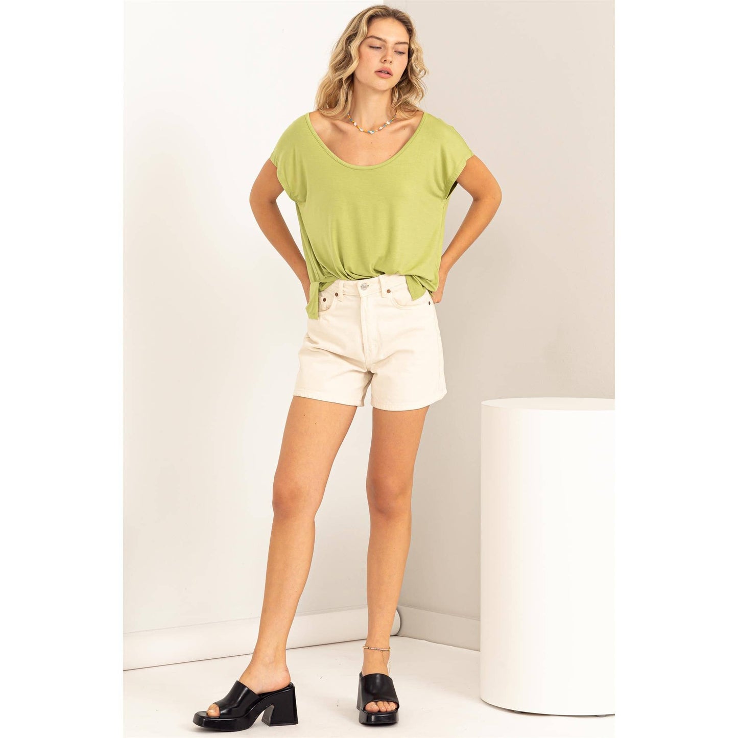 Scoop Neck Short Sleeves Top