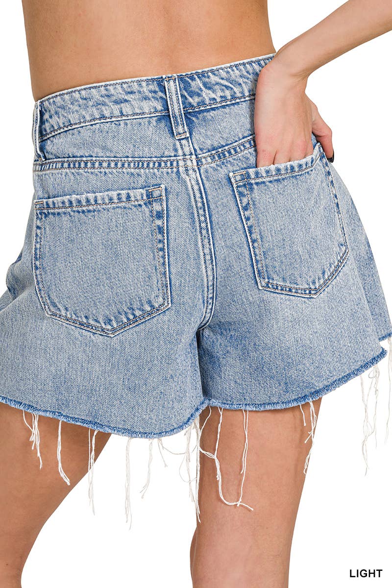 ...SI-27316 Distressed Hem Denim Shorts