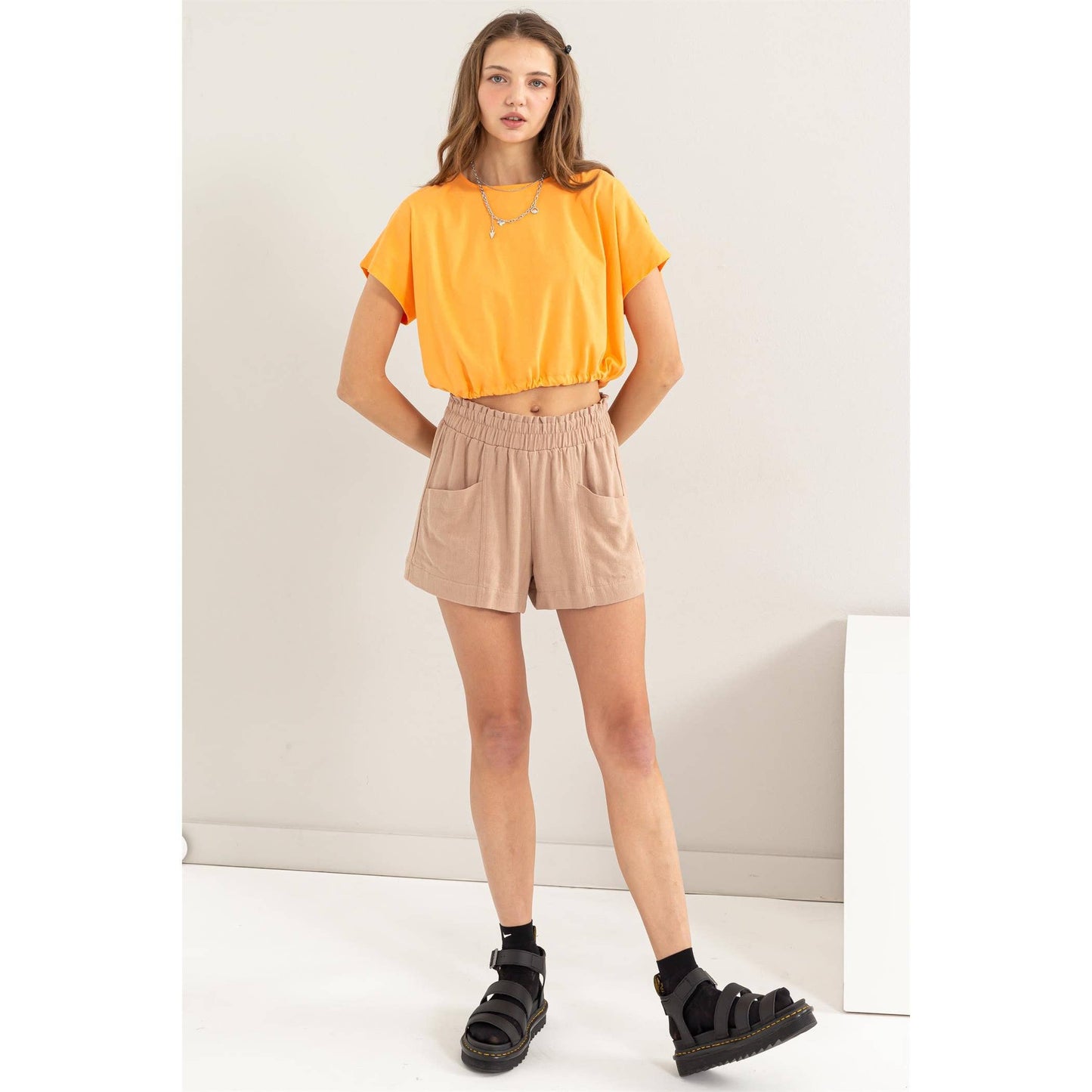 DZ24C377-D-ALL TIME FUN HIGH WAIST LINEN SHORTS