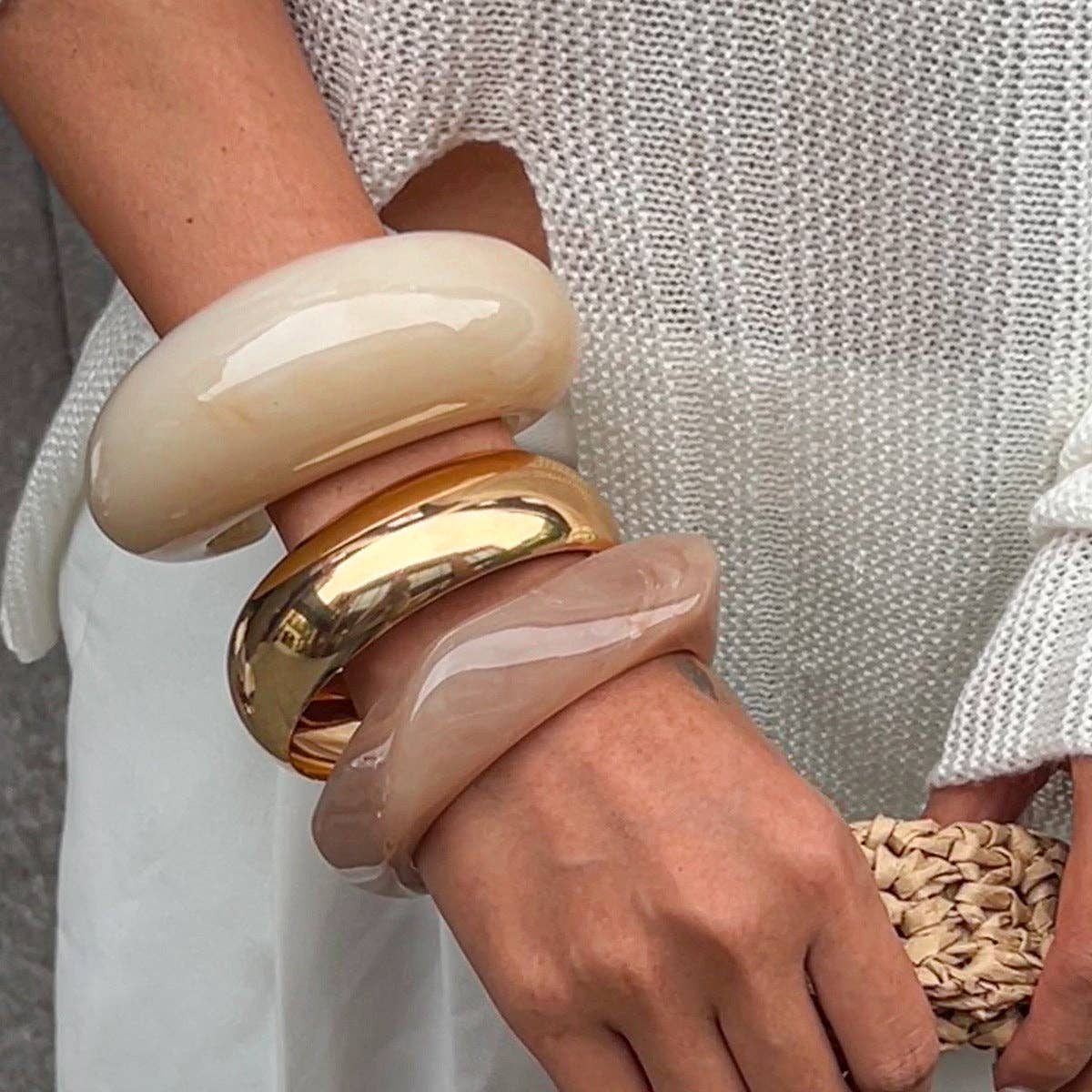 Vintage Irregular Wide Acrylic Bracelets DP25B581