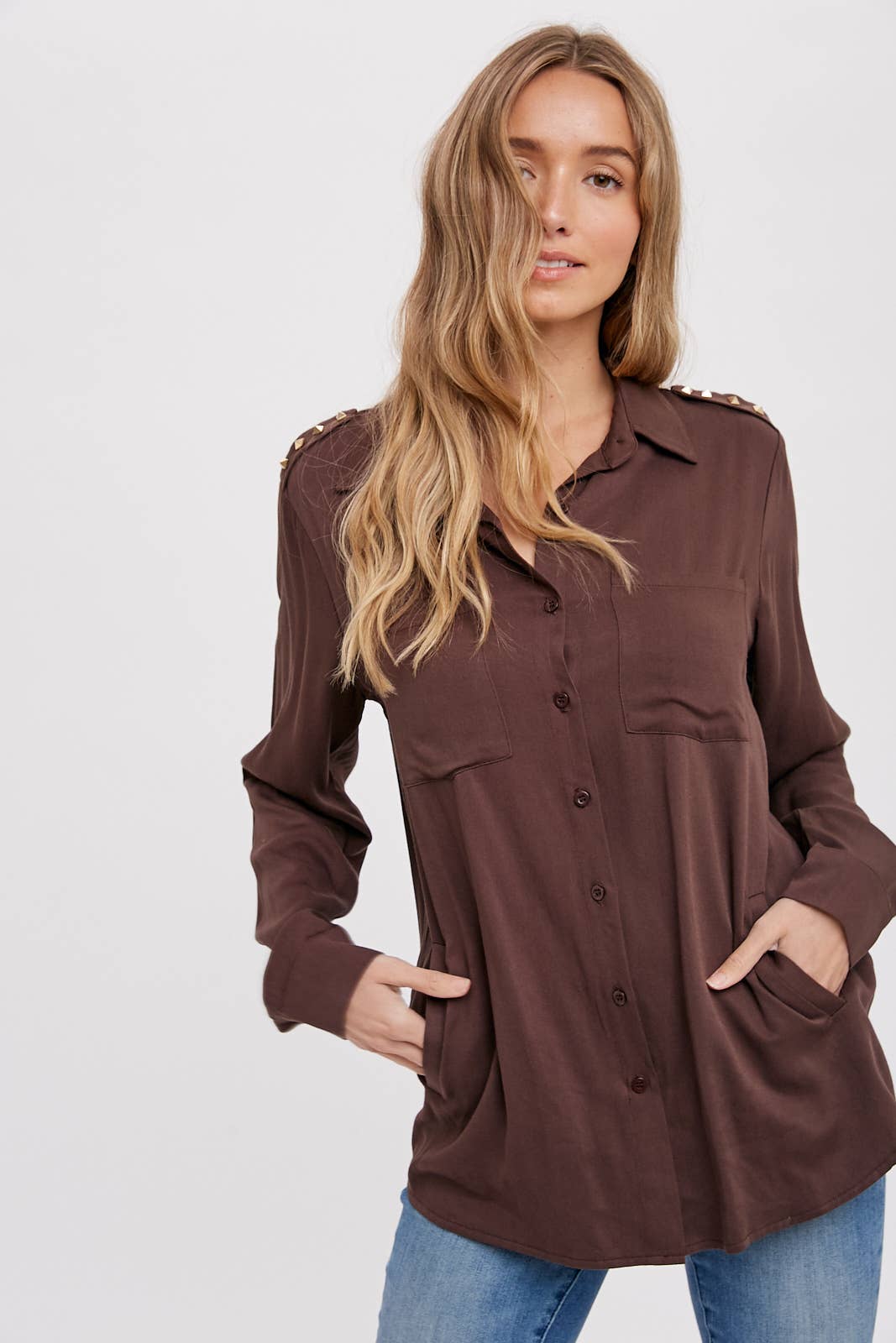 STUDDED EPAULETTE BUTTON UP SHIRT