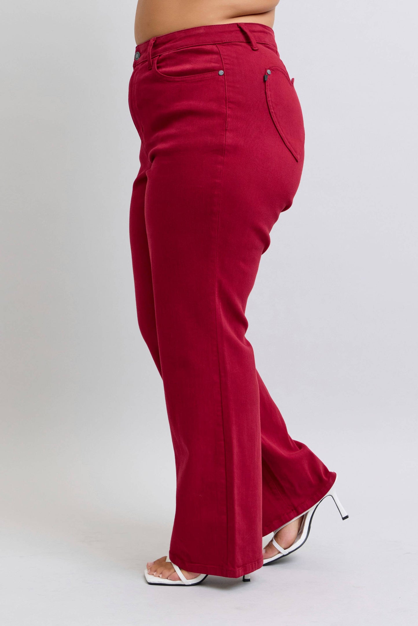 Heart Shaped Back Pockets High Waisted 90's Straight- PLUS