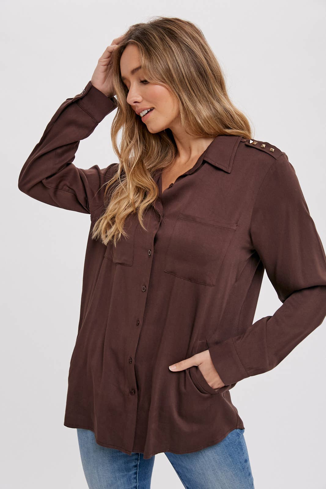 STUDDED EPAULETTE BUTTON UP SHIRT