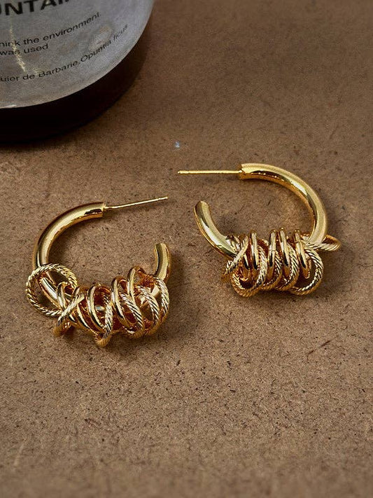 Simple C Circle Crossover Earrings DPJE46