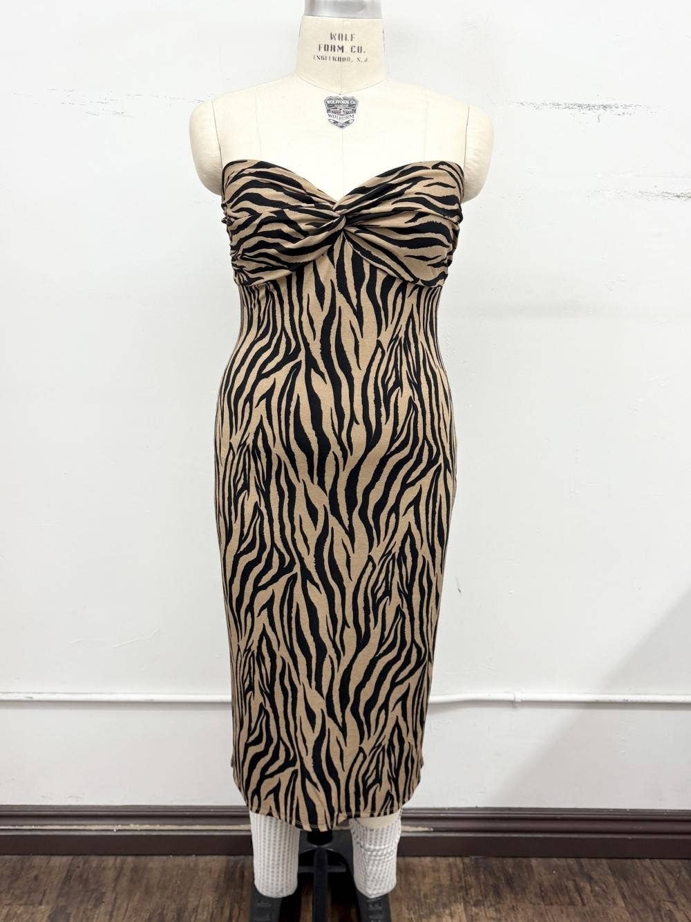 Plus Size Strapless Animal Print Midi Dress