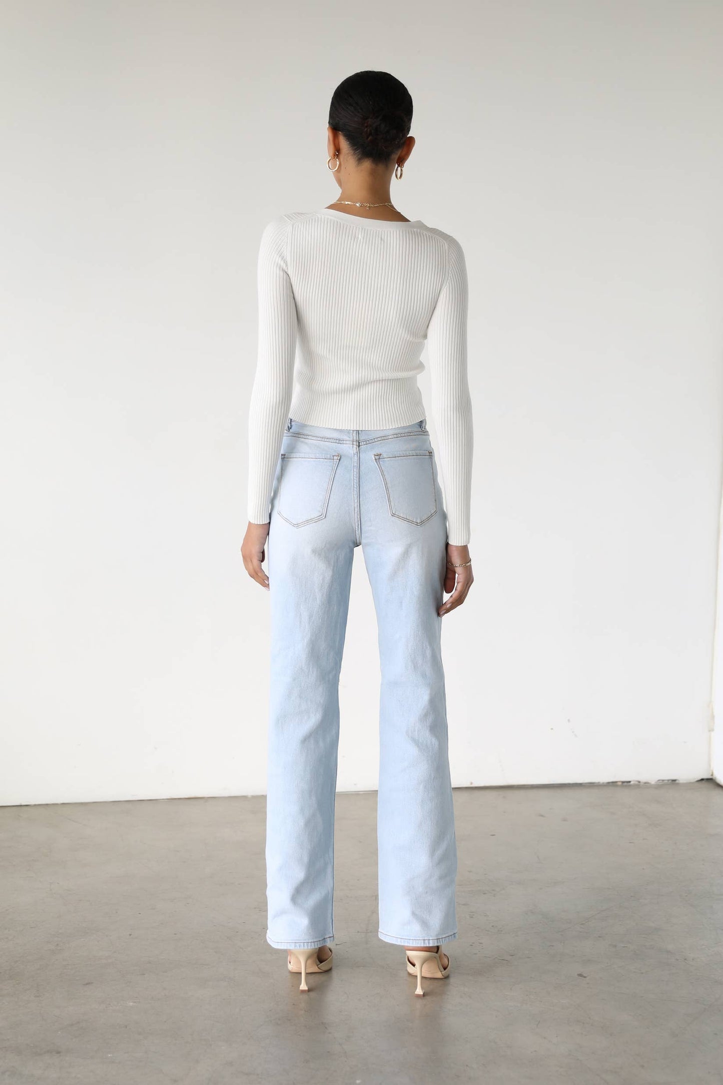 High Rise Straight Leg Denim Jeans-7106